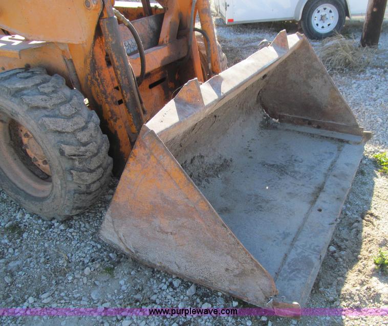 image for item L1823 1979 Case 1830 skid steer