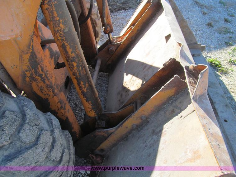 image for item L1823 1979 Case 1830 skid steer