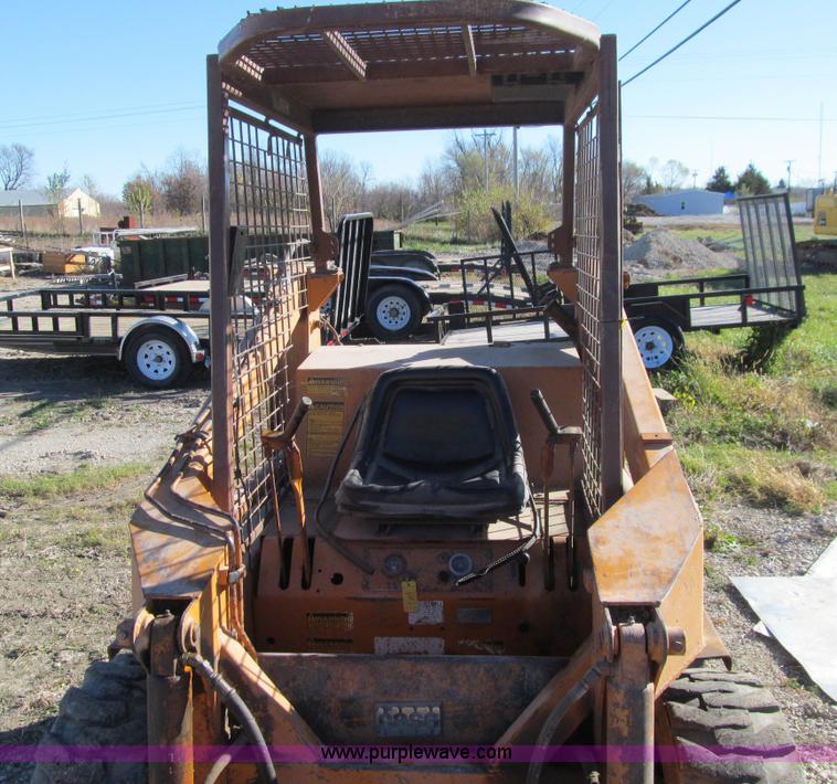 image for item L1823 1979 Case 1830 skid steer