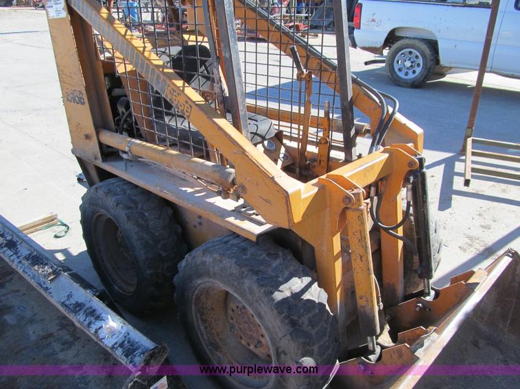 image for item L1831 1978 Case 1816B skid steer