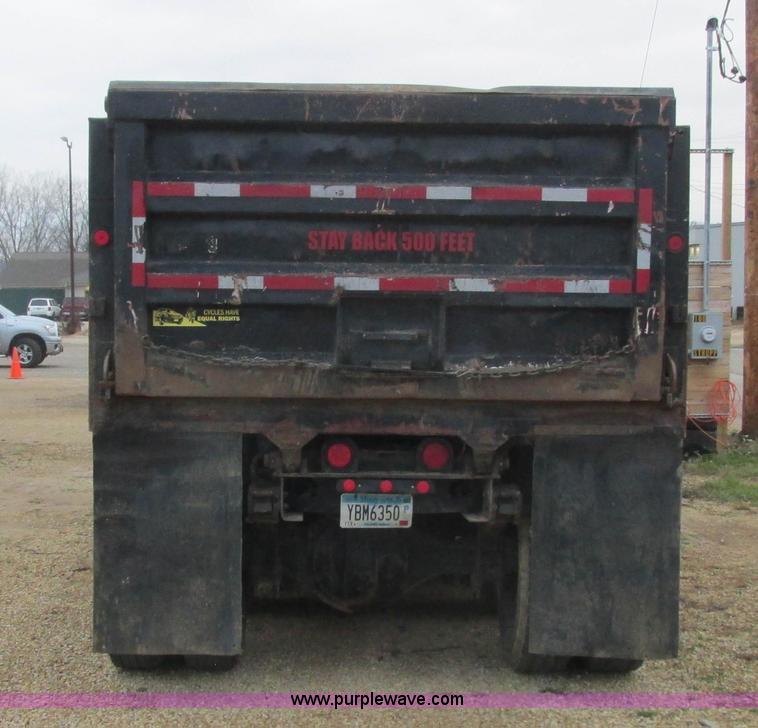 image for item L3903 1987 Peterbilt 349 dump truck