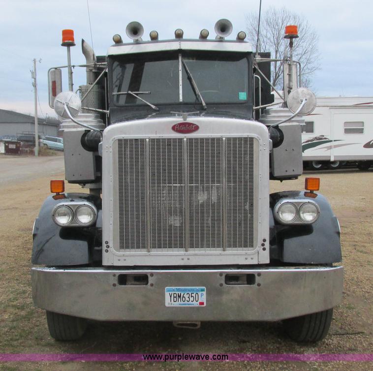 image for item L3903 1987 Peterbilt 349 dump truck