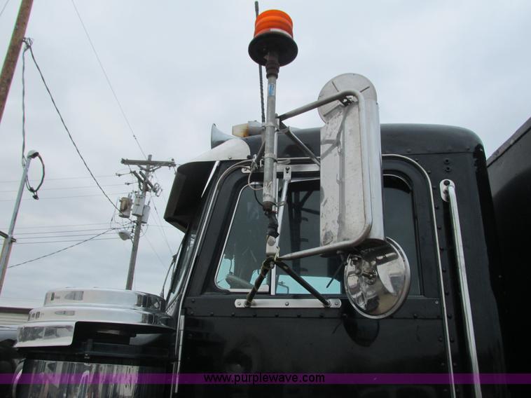 image for item L3903 1987 Peterbilt 349 dump truck
