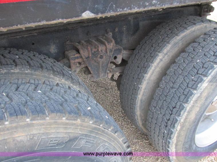 image for item L3903 1987 Peterbilt 349 dump truck