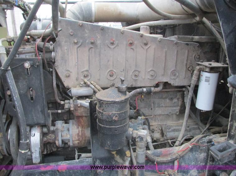 image for item L3903 1987 Peterbilt 349 dump truck