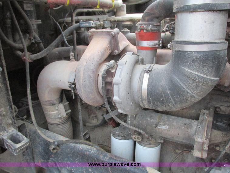 image for item L3903 1987 Peterbilt 349 dump truck