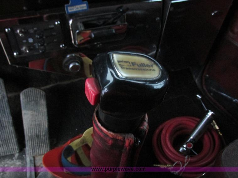 image for item L3903 1987 Peterbilt 349 dump truck