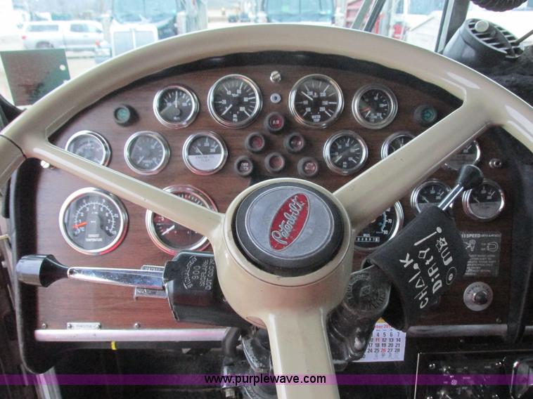 image for item L3903 1987 Peterbilt 349 dump truck