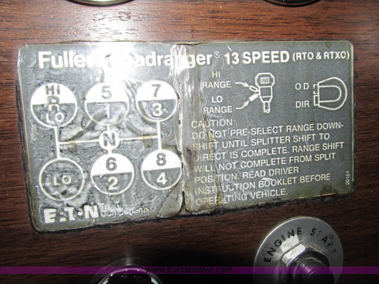 image for item L3903 1987 Peterbilt 349 dump truck