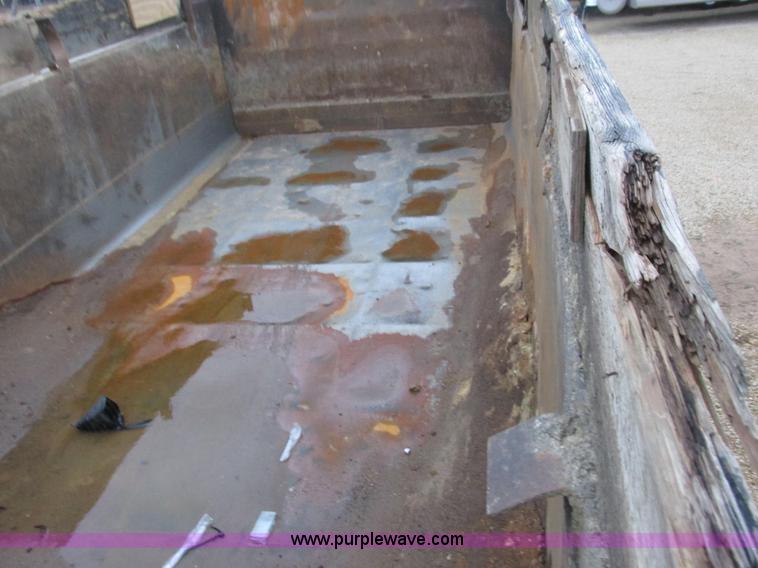 image for item L3903 1987 Peterbilt 349 dump truck