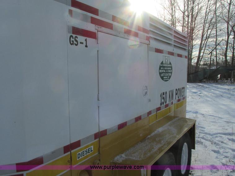 image for item L3904 Caterpillar generator