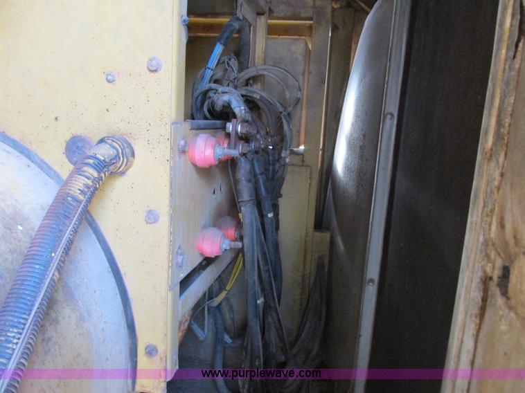 image for item L3904 Caterpillar generator