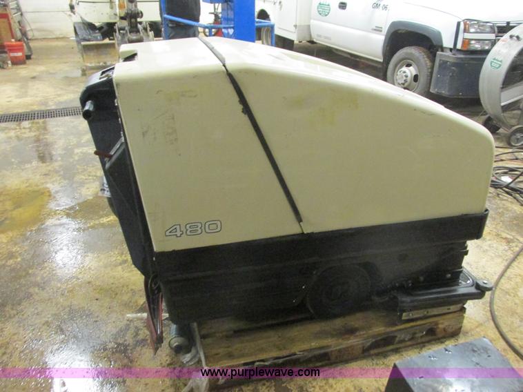 image for item L3905 Tennant 480 floor scrubber
