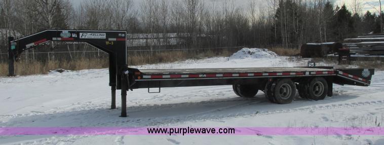 image for item L3907 2007 Felling FT-20 equipment trailer