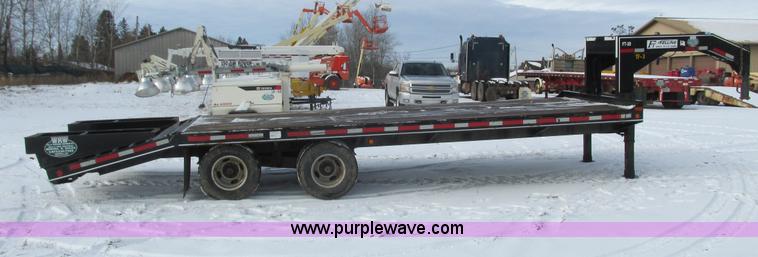 image for item L3907 2007 Felling FT-20 equipment trailer