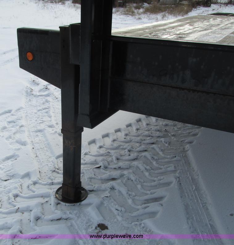 image for item L3907 2007 Felling FT-20 equipment trailer