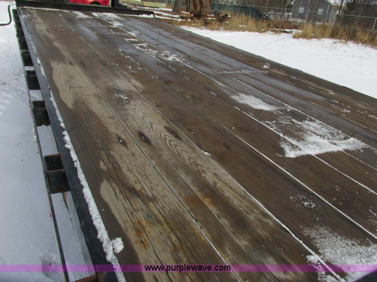 image for item L3907 2007 Felling FT-20 equipment trailer