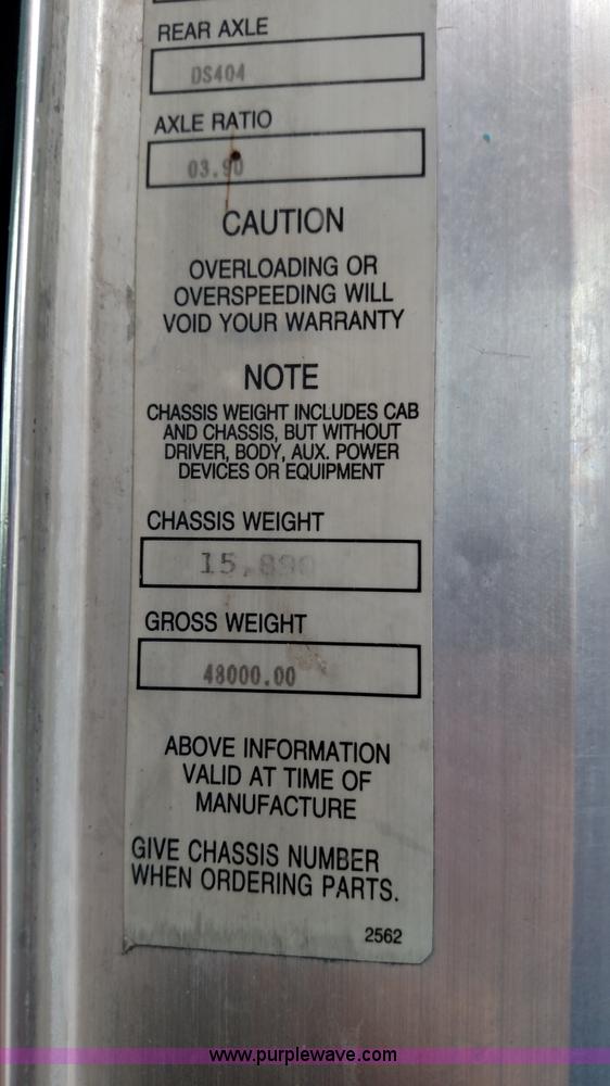 image for item L6005 1998 Kenworth T800 semi truck