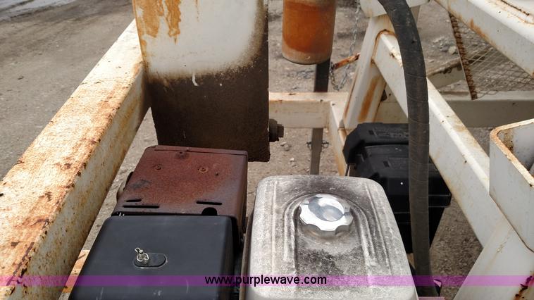 image for item L6007 Right Manufacturing 3DH-CC4 rotary rock tumbler