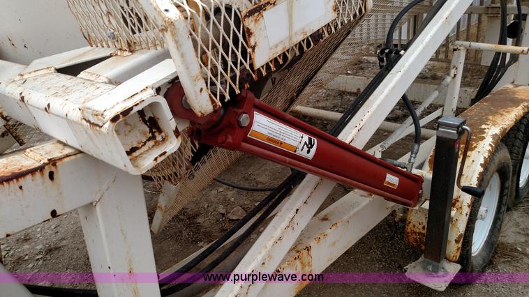 image for item L6007 Right Manufacturing 3DH-CC4 rotary rock tumbler