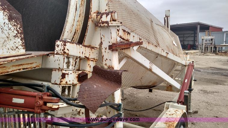 image for item L6007 Right Manufacturing 3DH-CC4 rotary rock tumbler