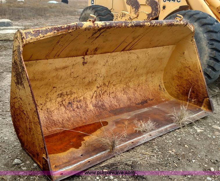 image for item L6010 1983 John Deere 644C wheel loader