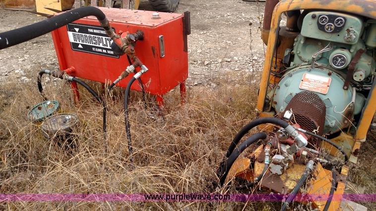 image for item L6011 Hydrasplit rock breaker