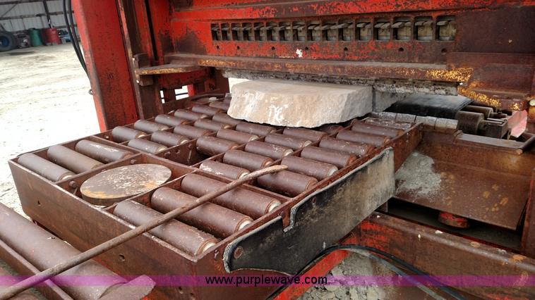 image for item L6011 Hydrasplit rock breaker