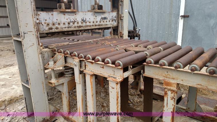 image for item L6012 Rock breaker