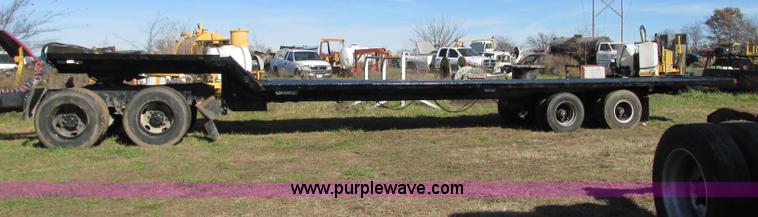 image for item N9302 1975 Landall drop deck trailer