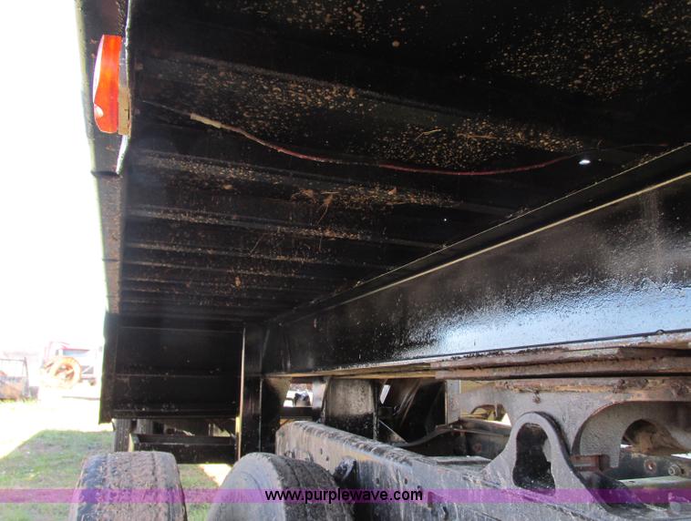 image for item N9302 1975 Landall drop deck trailer