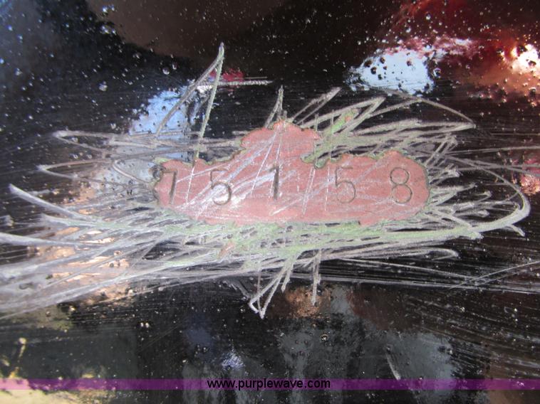 image for item N9302 1975 Landall drop deck trailer