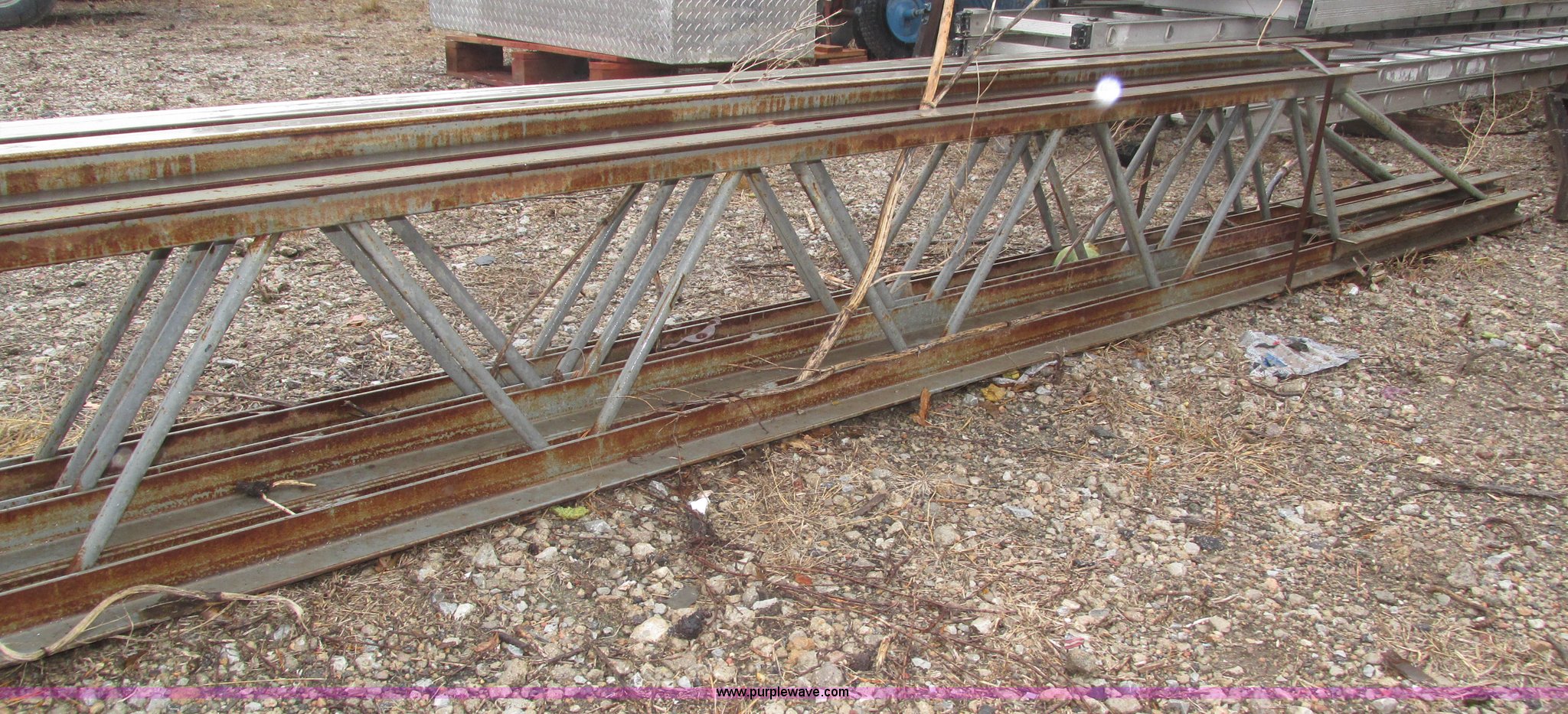 (4) steel bar joists in Lincoln, NE Item H1022 sold Purple Wave