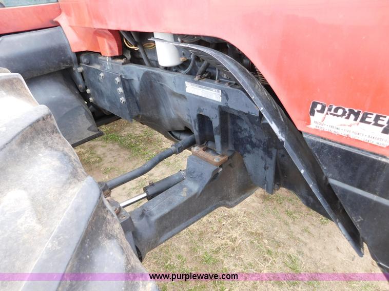 image for item AW9327 1998 Case IH MX240 MFWD tractor