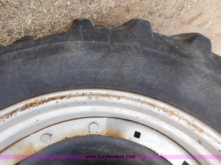 image for item AW9327 1998 Case IH MX240 MFWD tractor