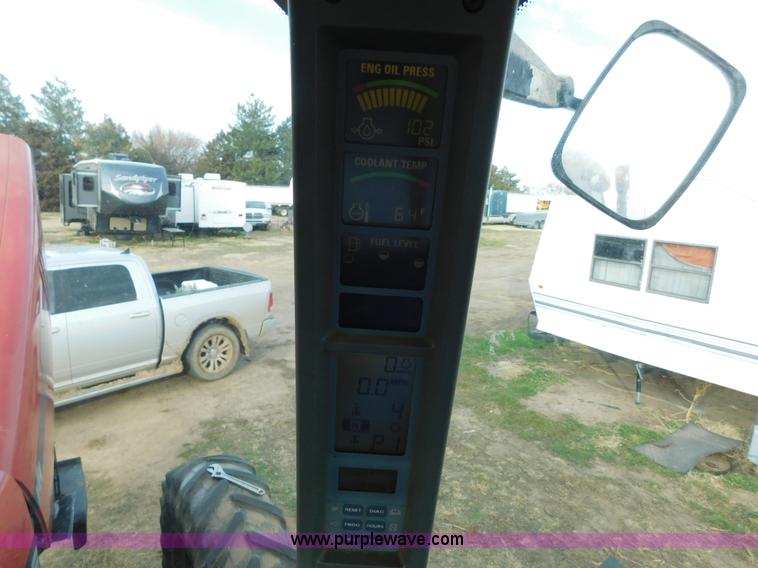 image for item AW9327 1998 Case IH MX240 MFWD tractor