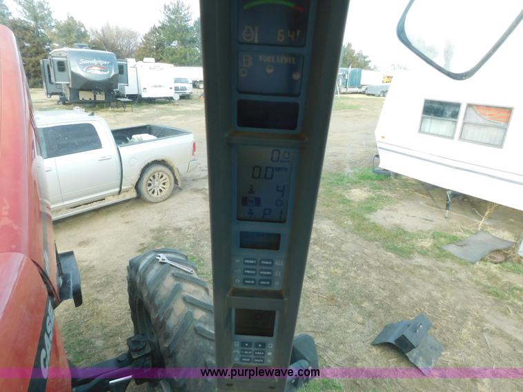 image for item AW9327 1998 Case IH MX240 MFWD tractor