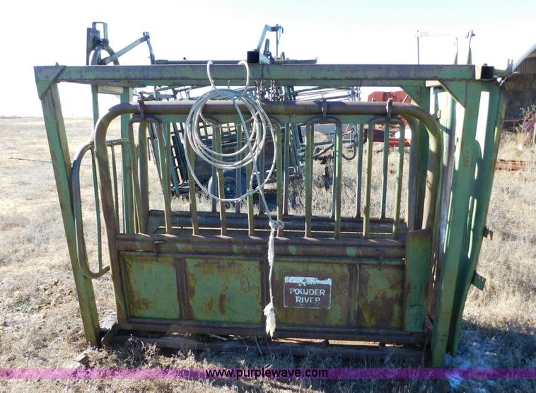image for item AW9358 Powder River squeeze chute