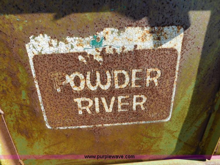 image for item AW9358 Powder River squeeze chute