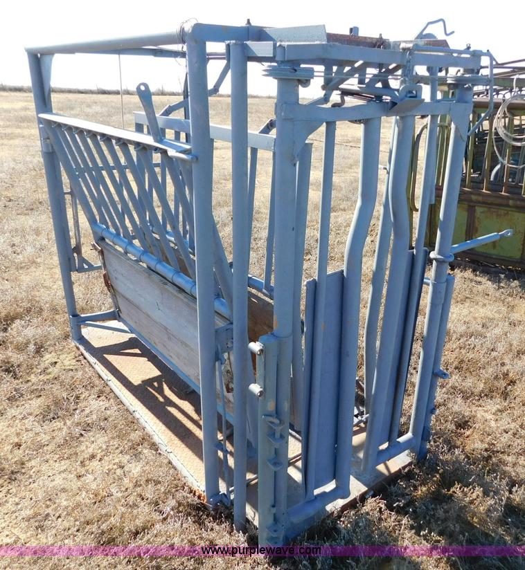 image for item AW9359 W-W Beef Master chute