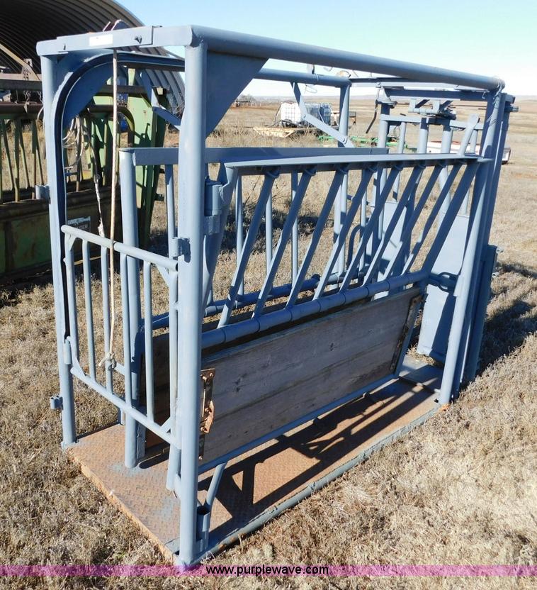 image for item AW9359 W-W Beef Master chute