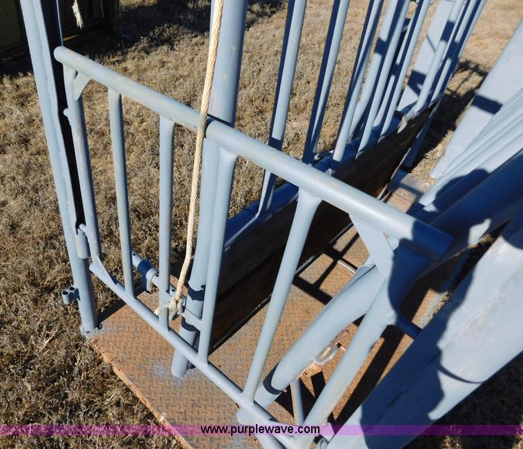 image for item AW9359 W-W Beef Master chute