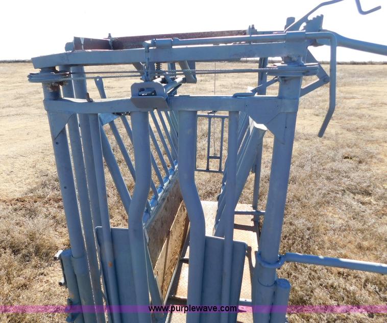 image for item AW9359 W-W Beef Master chute