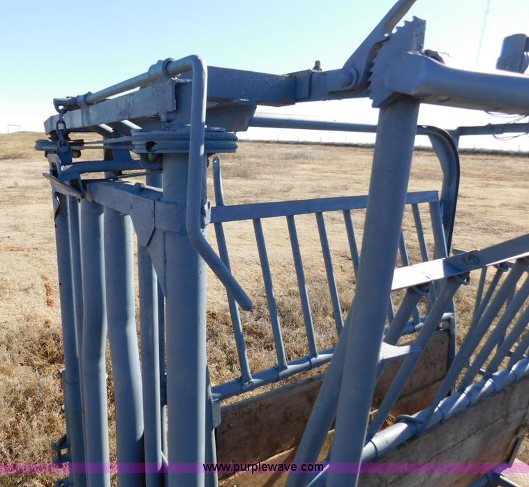 image for item AW9359 W-W Beef Master chute