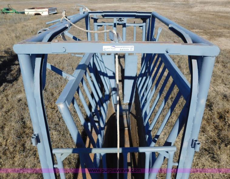 image for item AW9359 W-W Beef Master chute