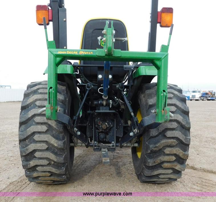image for item AW9366 2011 John Deere 2720 MFWD tractor
