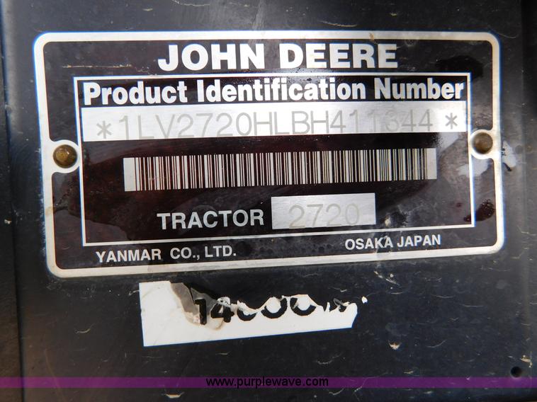 image for item AW9366 2011 John Deere 2720 MFWD tractor