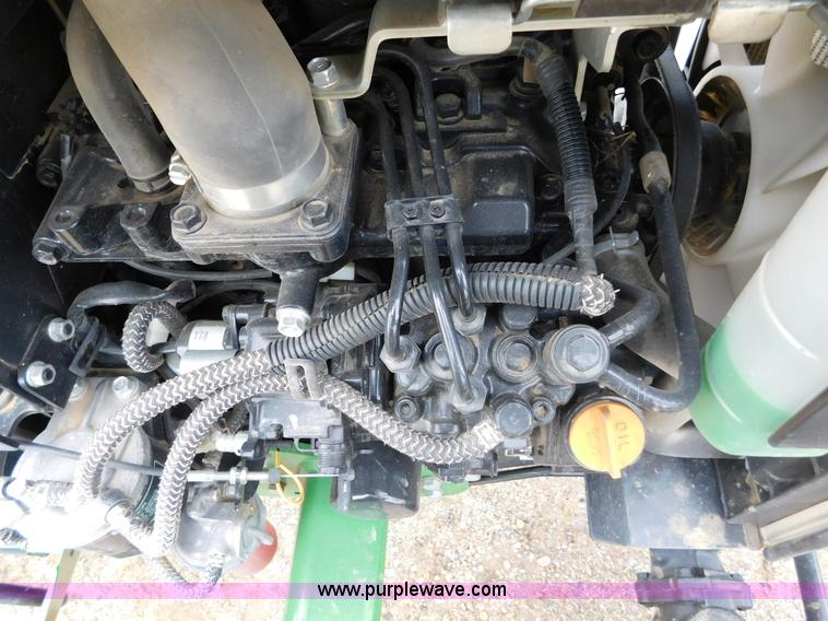 image for item AW9366 2011 John Deere 2720 MFWD tractor