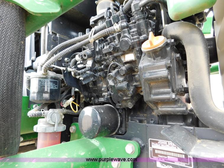 image for item AW9366 2011 John Deere 2720 MFWD tractor
