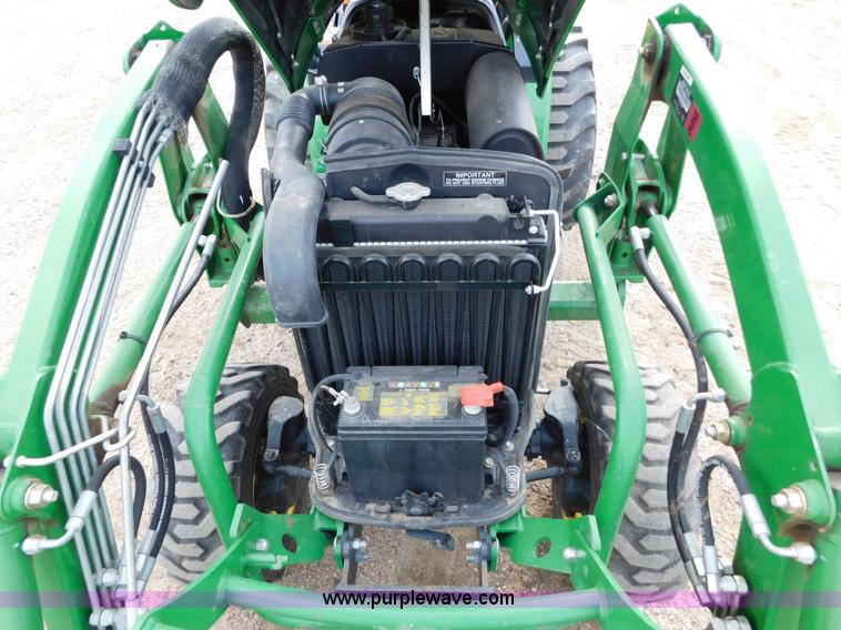 image for item AW9366 2011 John Deere 2720 MFWD tractor